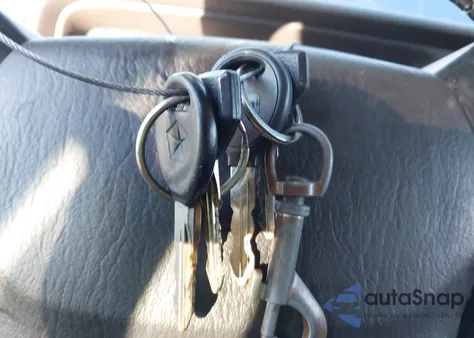 2000 Jeep Cherokee Sport из США, поврежденный, VIN 1J4FF48S7YL125913